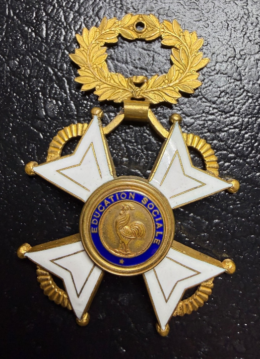 croix d’honneur de l’éducation sociale