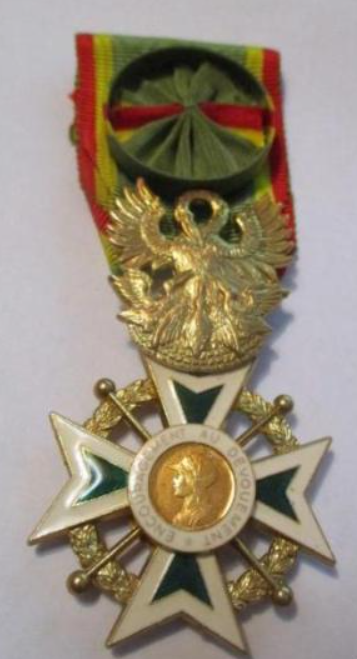 croix de l’encouragement au dévouement